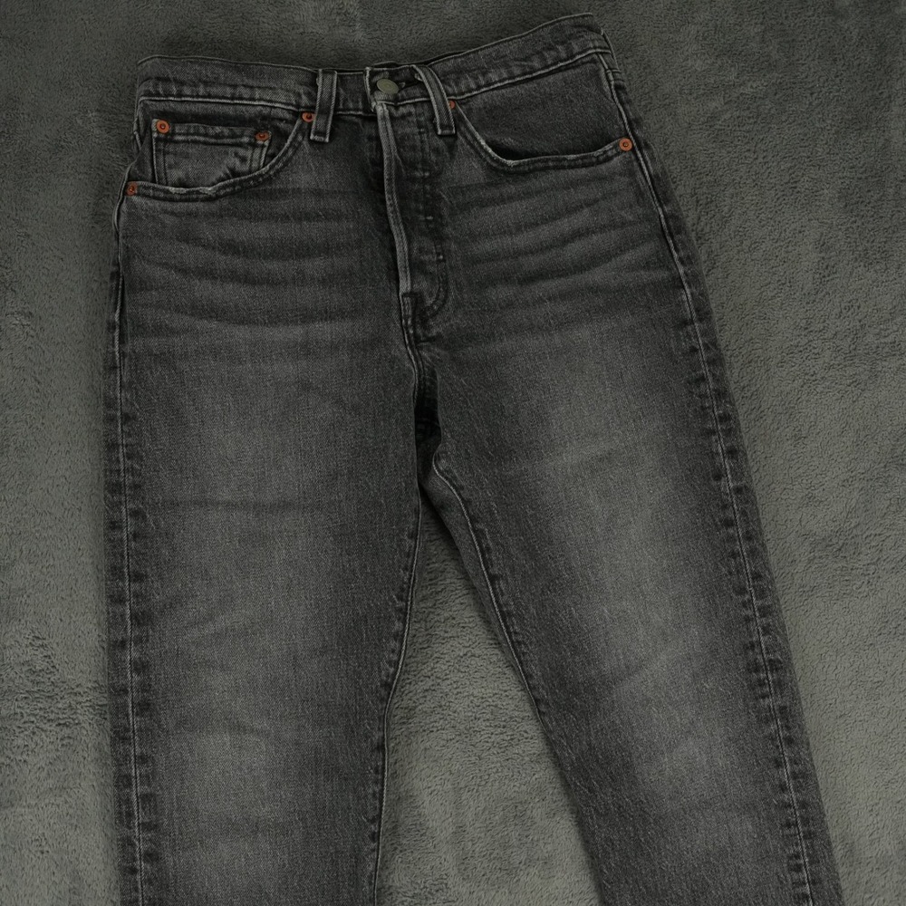 Levi's Premium 501 Jeans Women (27x27) Gray Skinny Button Fly‎ Big E Faded Black